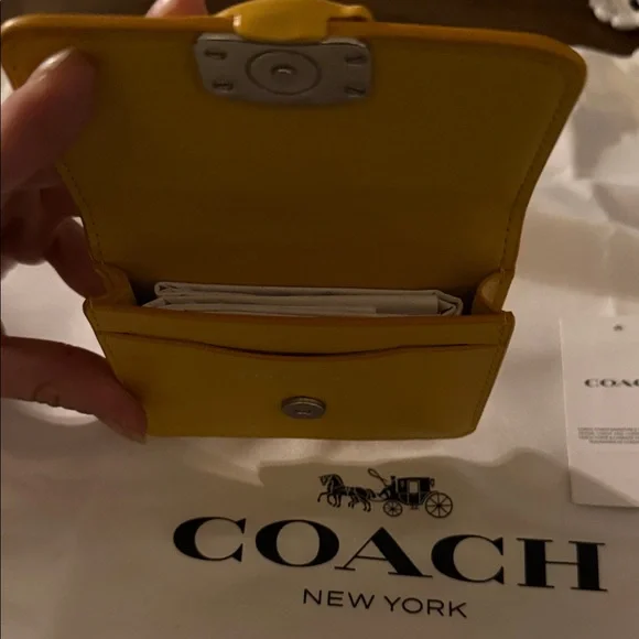 Coach Mustard Yellow Leather Card Holder - Picture 2 of 3